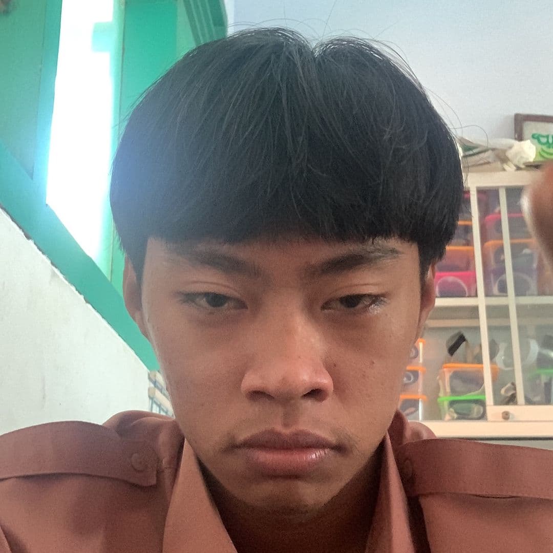 @sischooo